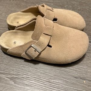 Quince suede clogs like Birkenstock